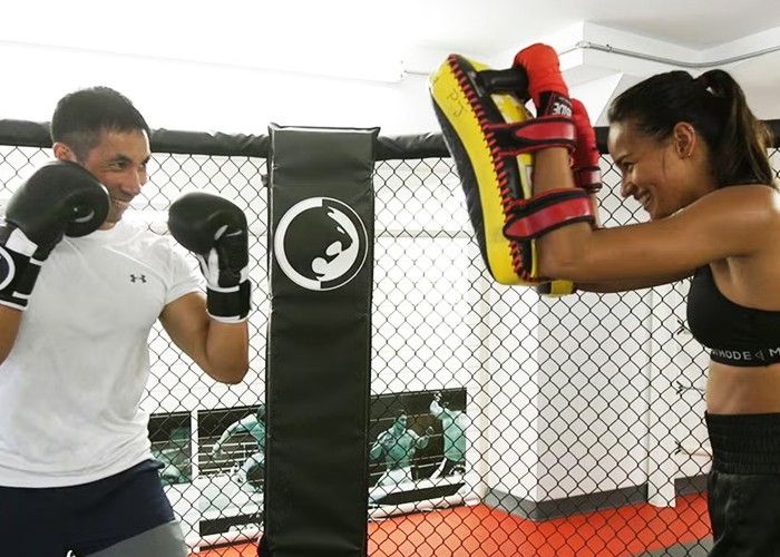 Muay Thai Fitness Program: Burn Fat, Tone Muscles & Boost Confidence
